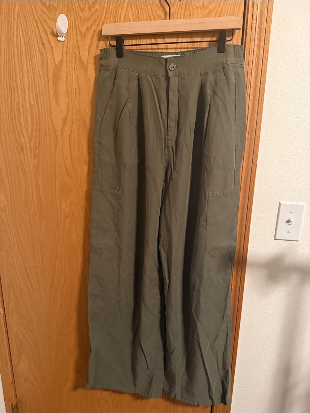 Women's Olive Wide-Leg Utility Trousers
